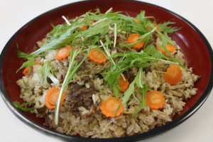 はこだて和牛とキノコの甘辛混ぜご飯