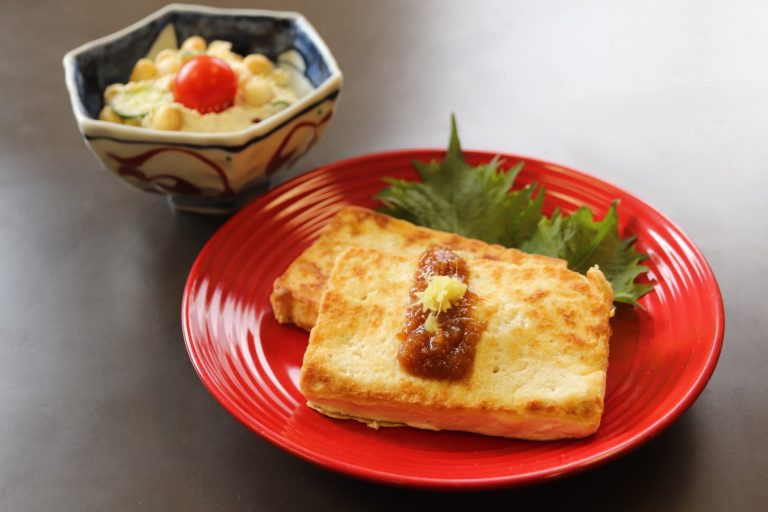 手づくり豆腐のステーキ